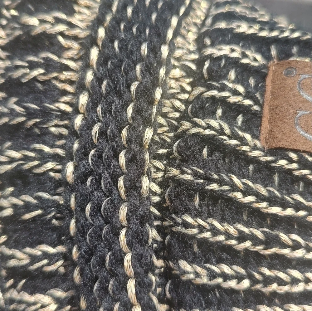 Metallic CC Beanies HAT - Black Gold